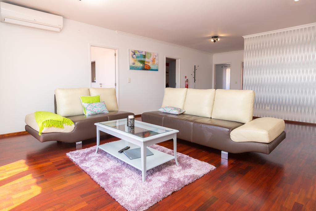 Casa Dos Avos By Rent2U, Lda Appartement Funchal  Buitenkant foto